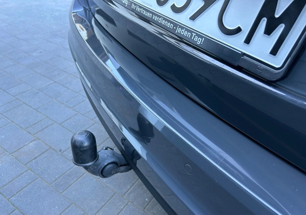 Volkswagen Sharan cena 49900 przebieg: 215000, rok produkcji 2014 z Sztum małe 232